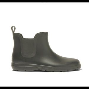 Totes Chelsea Rain boots
